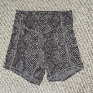 Snake Print Bike Shorts Sz M Vitality